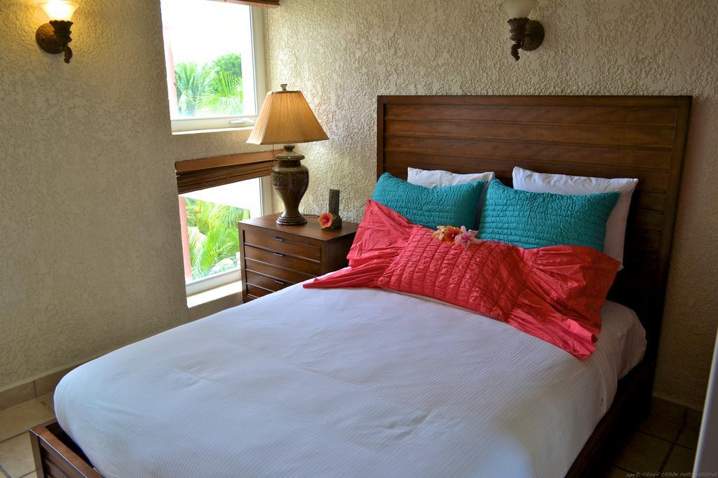 Mayan Princess Beach & Dive Resort West Bay Habitación foto