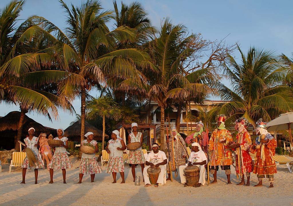 Mayan Princess Beach & Dive Resort West Bay Exterior foto