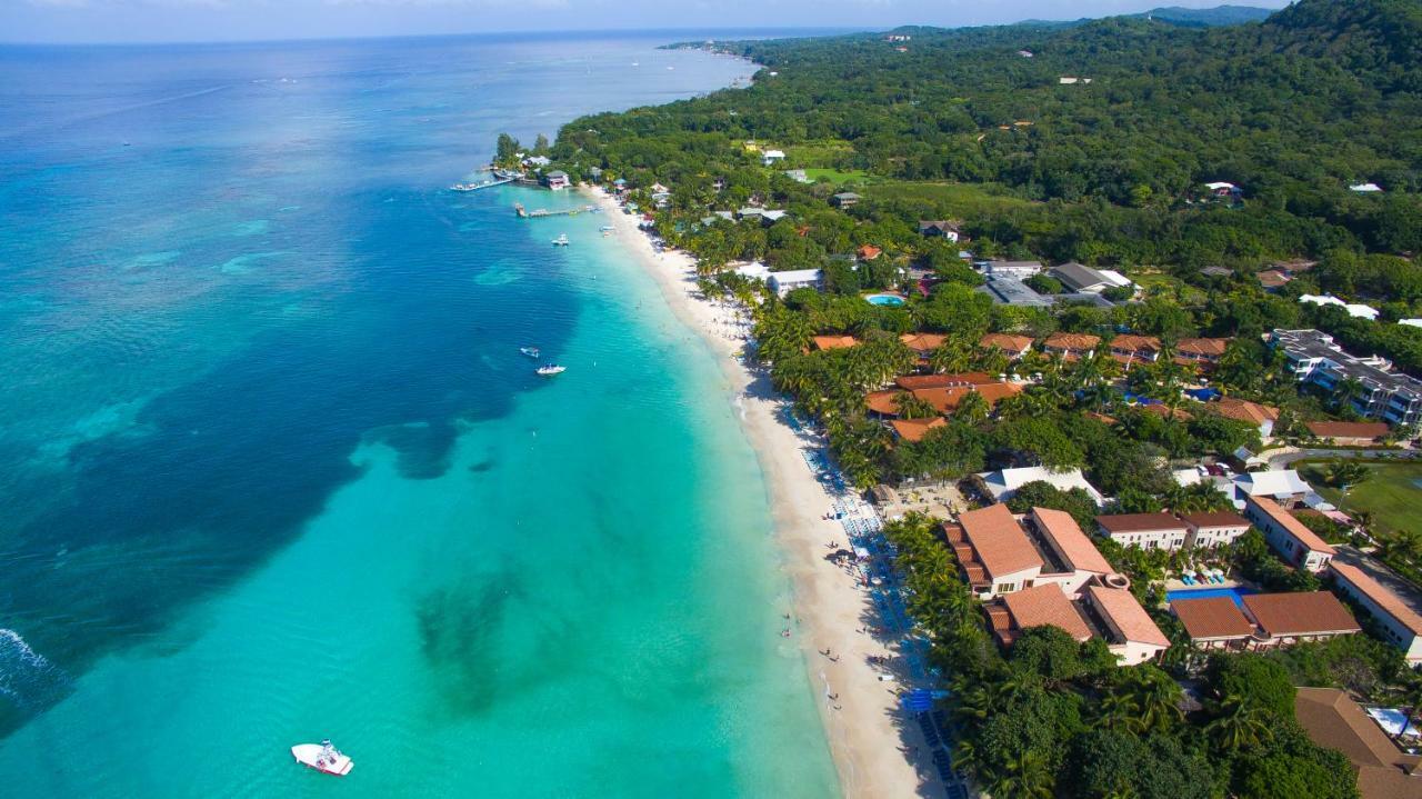 Mayan Princess Beach & Dive Resort West Bay Exterior foto