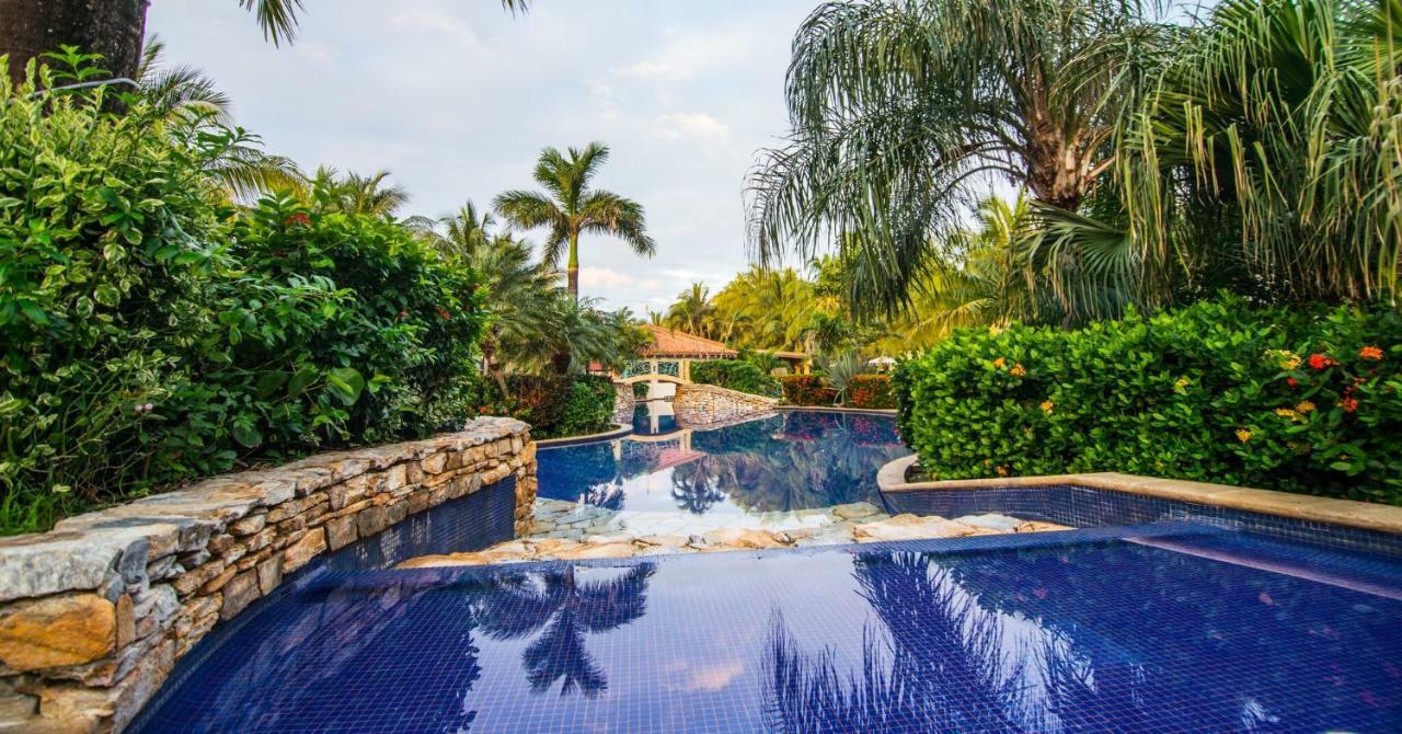 Mayan Princess Beach & Dive Resort West Bay Exterior foto